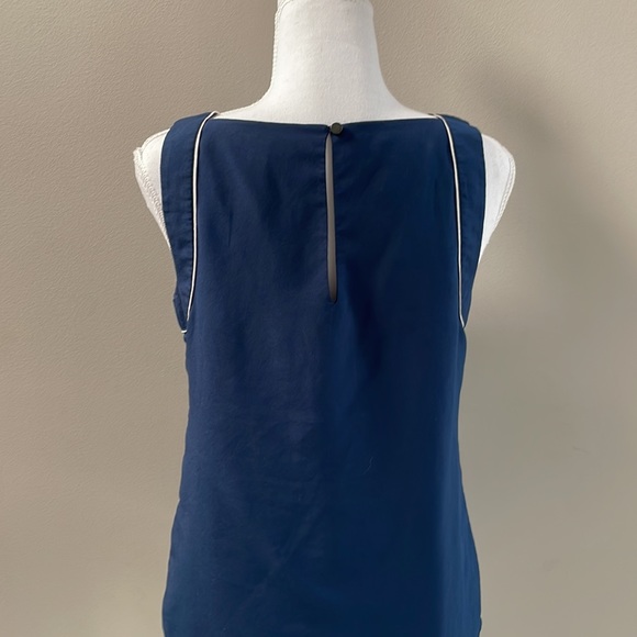 Banana Republic, Navy Tank Top. Size XS - Picture 3 of 5